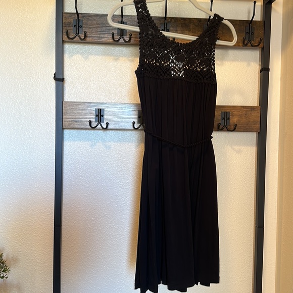 H&M Black Dress - Picture 4 of 8